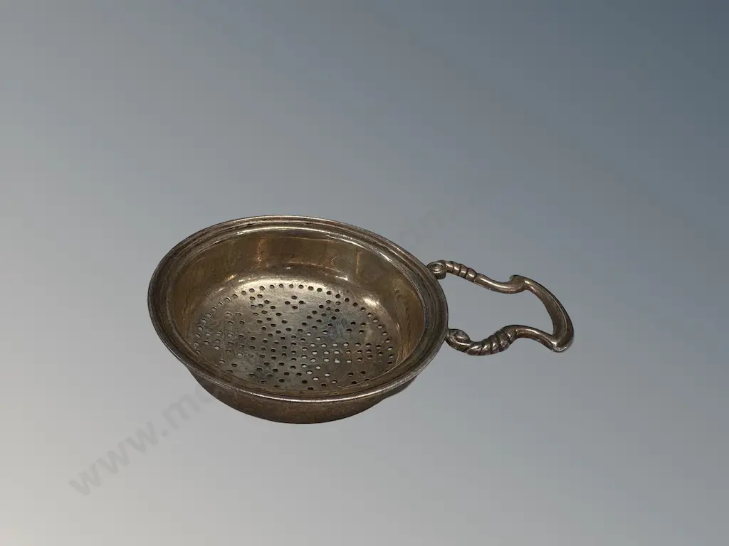 Sterling Silver Tea Strainer, TW47.5gms Image 1++