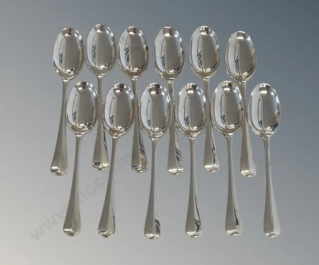 Set of 12 Sterling Silver Rat Tail Dessert Spoons, TW767gms Image 1++