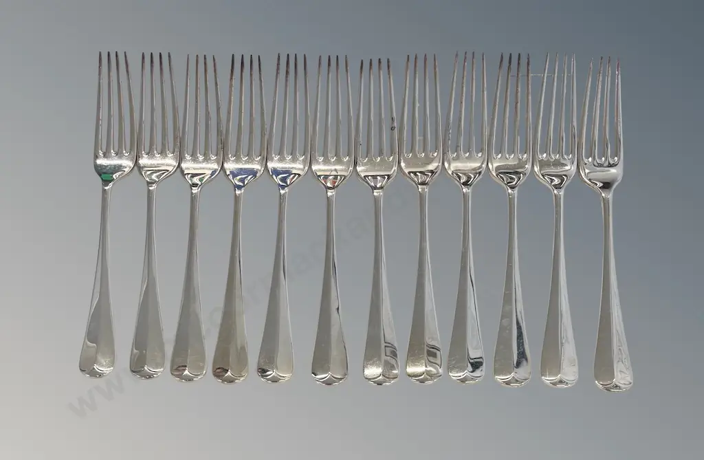 Set of 12 Sterling Silver Rat Tail Large Forks, TW875gms Image 1++