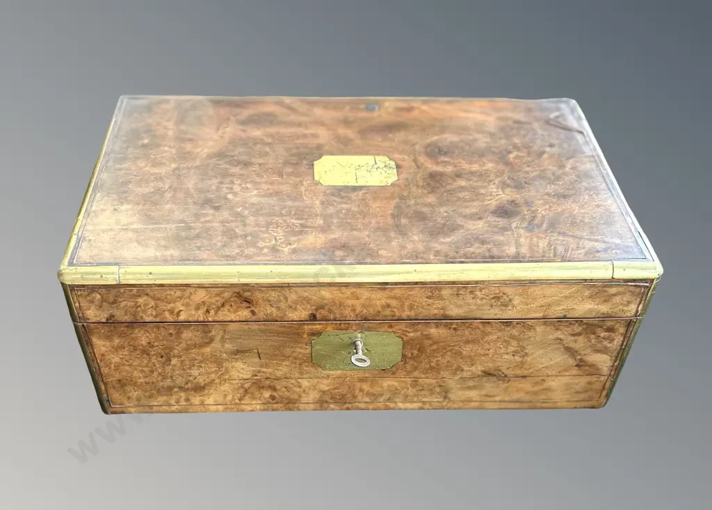 Brass Bound Burr Walnut Writing Slope, L40xD24xH17cm Image 1++