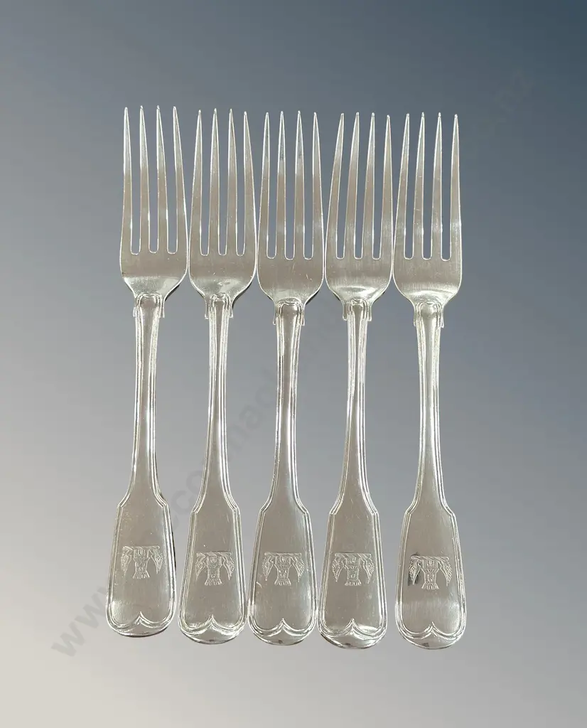 Set of 5 Sterling Silver Fiddleback Forks with Family Crest, TW421gms Image 1++