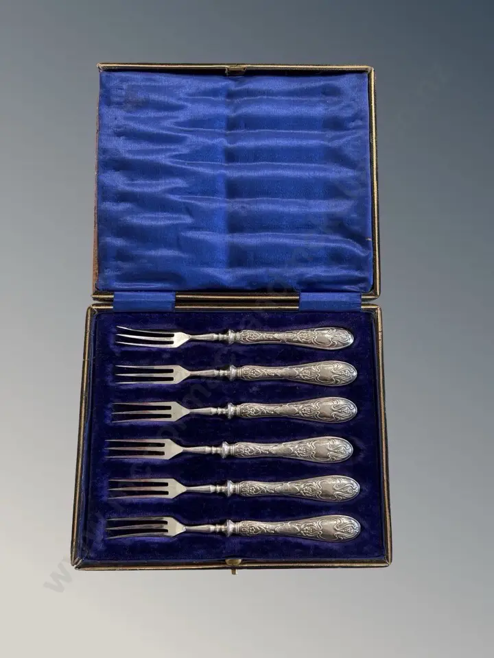 Cased Set of Six Sterling Silver Fruit Forks, TW75.7gms Image 1++