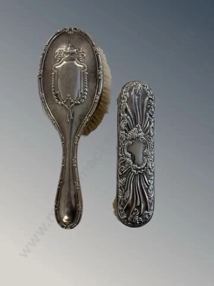 Sterling Silver Brushes TW273gms Image 1++