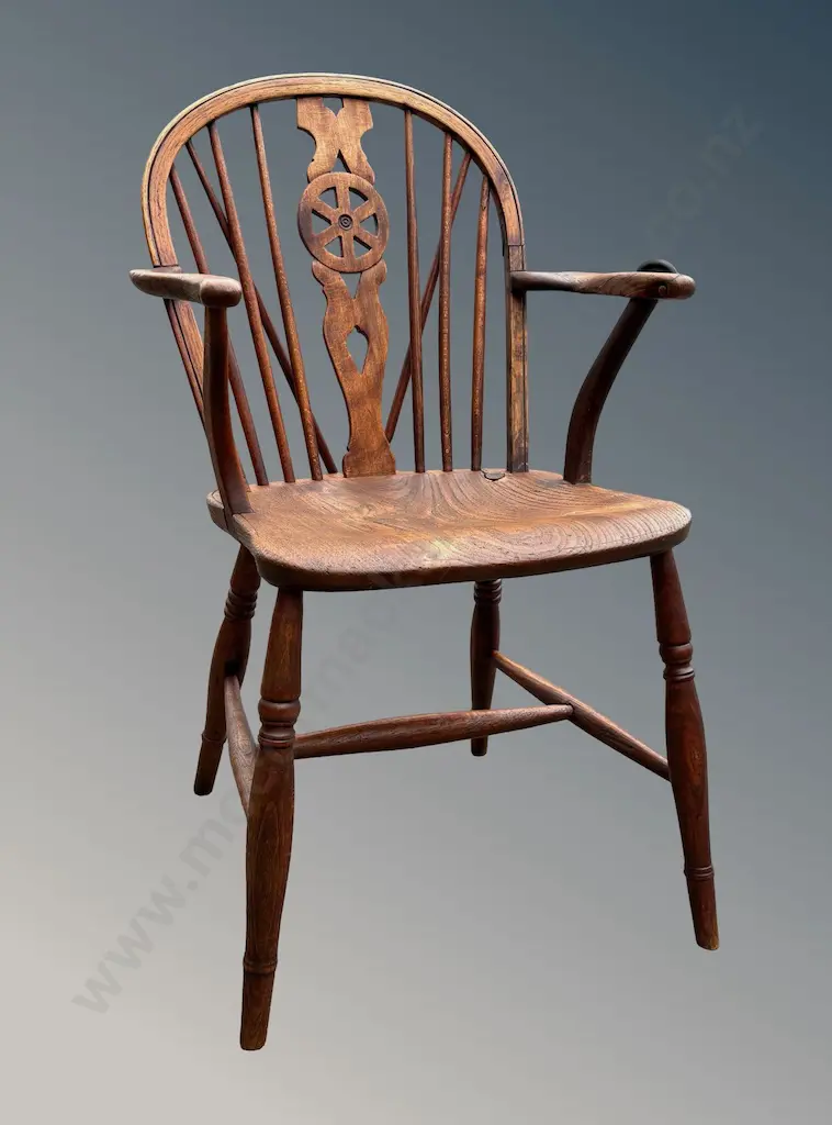 Elm Windsor Chair, H100cm Image 1++